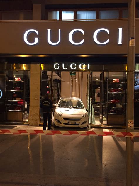 negozio gucci a palermo|More.